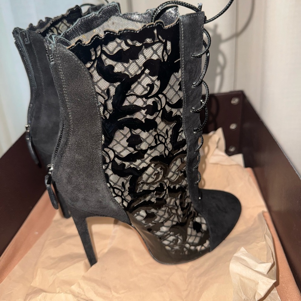 Alaïa black lace booties - Picture 5 of 6